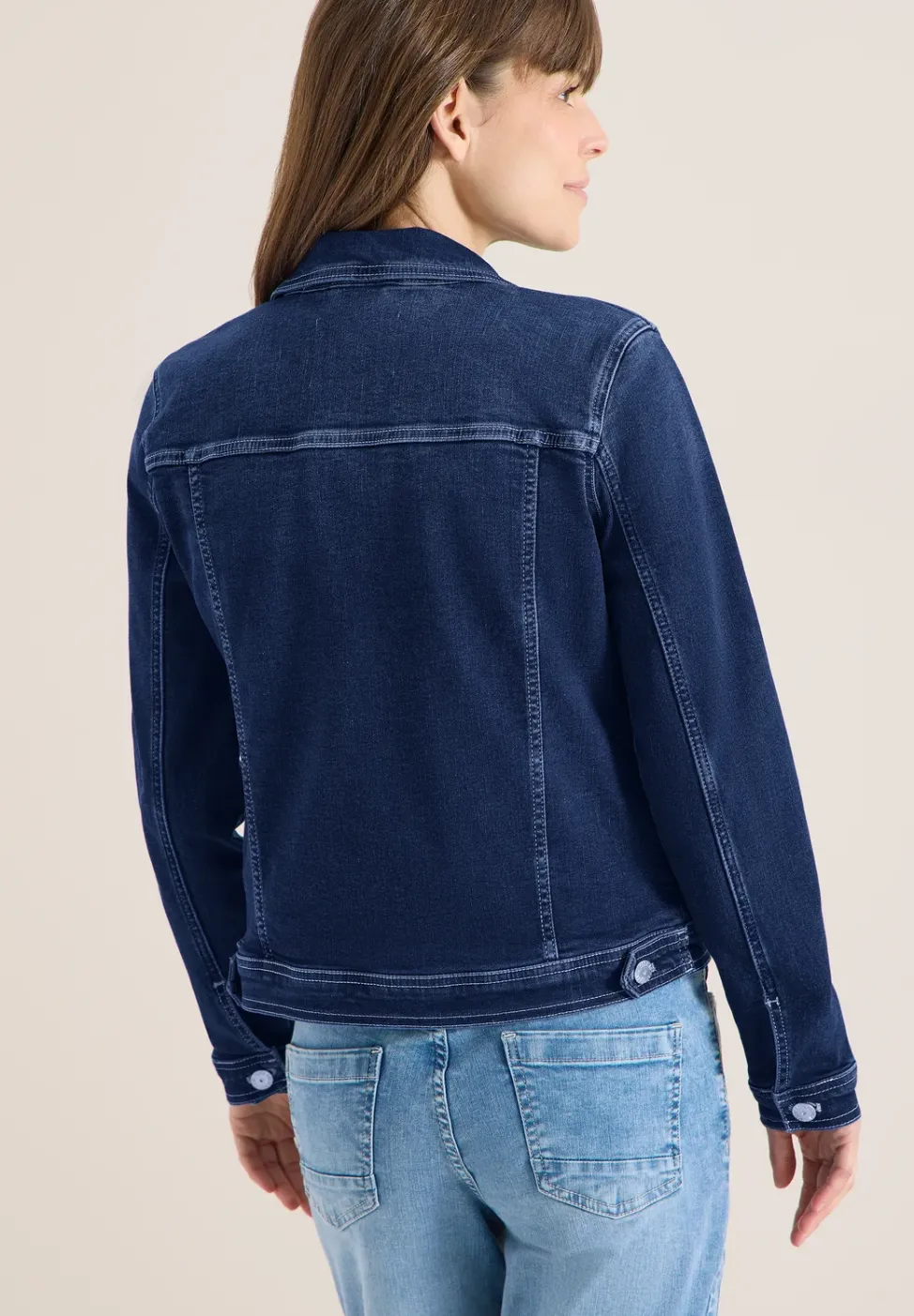 Veste en jean avec poches poitrine et boutons