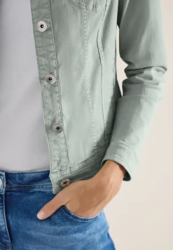 Veste en jean avec poches poitrine et boutons