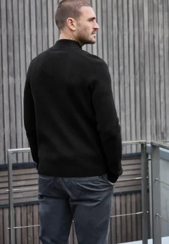 Veste en tricot avec col montant