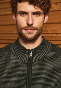 Veste en tricot avec fermeture éclair