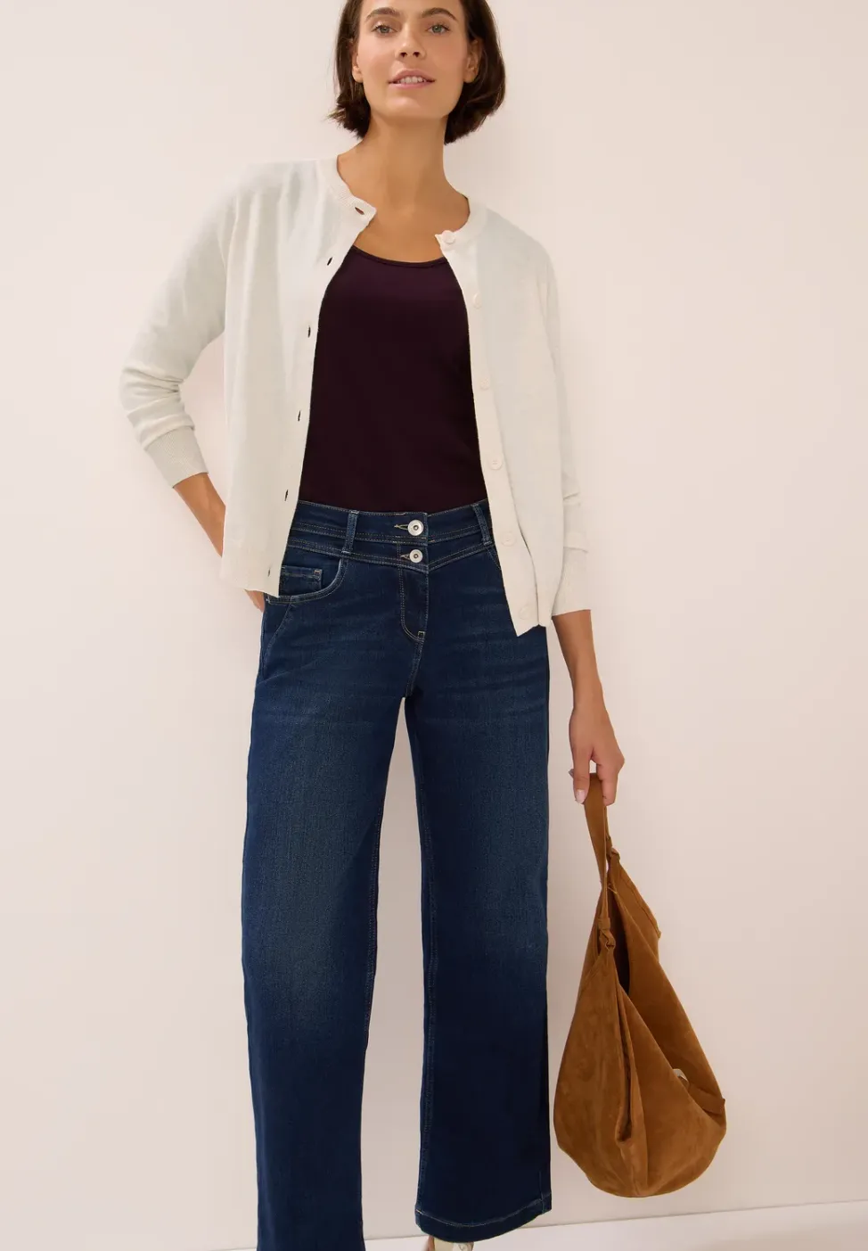 Veste en tricot avec patte de boutonnage