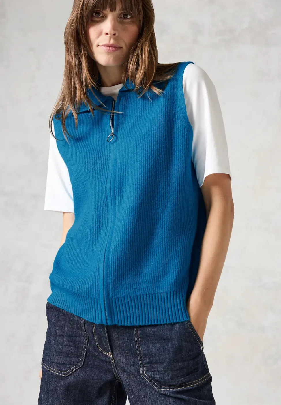 Veste en tricot sans manches