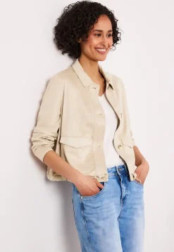 Veste en velours avec fermeture à boutons