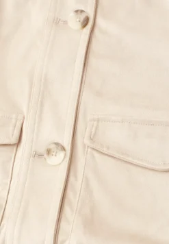 Veste en velours avec fermeture à boutons