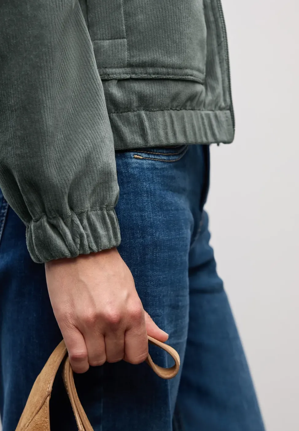 Veste en velours côtelé avec fermeture éclair