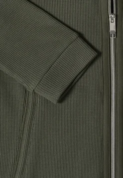 Veste à manches longues avec capuche et poches