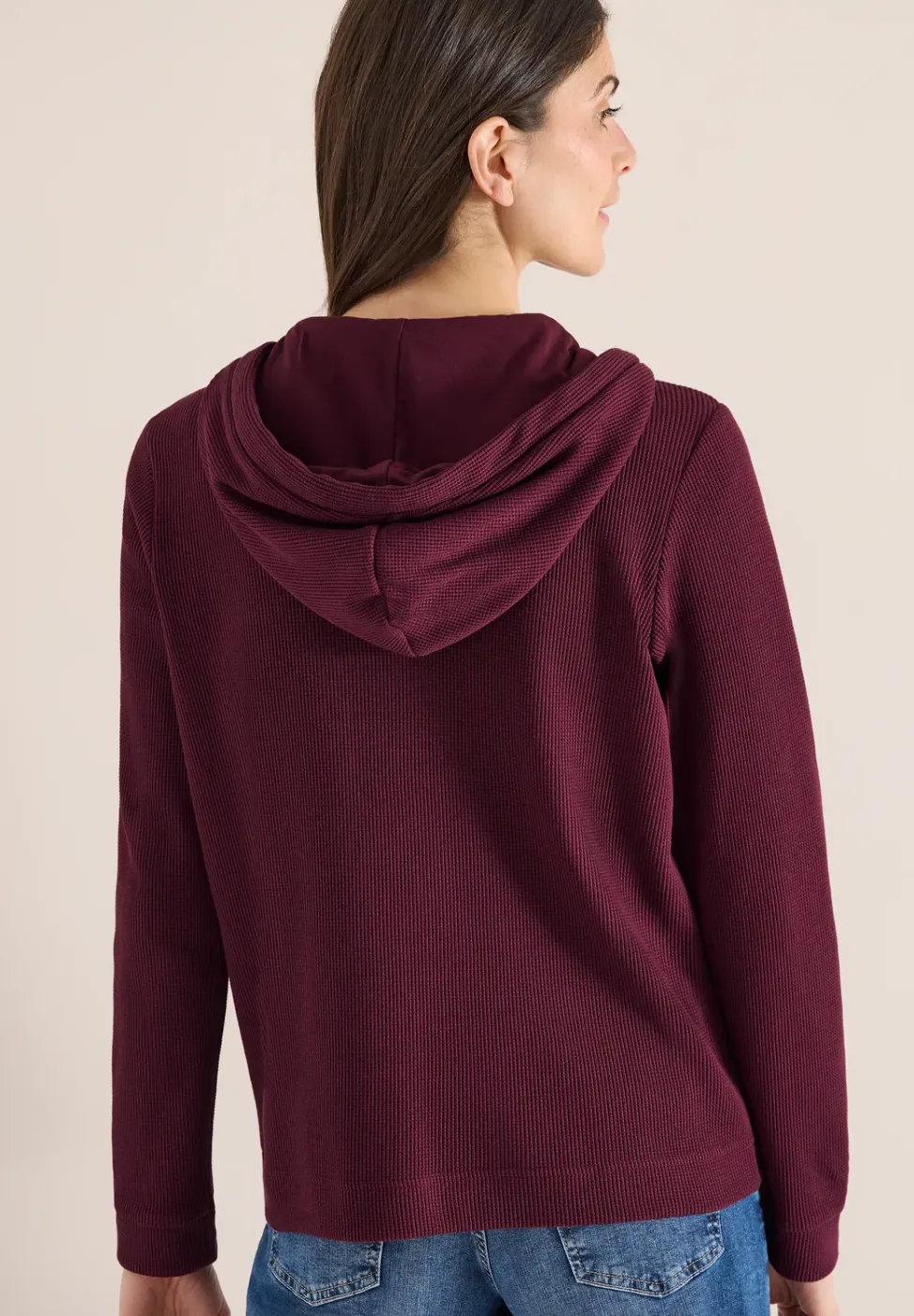 Veste à manches longues avec capuche et poches