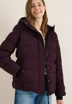 Veste sportive avec capuche