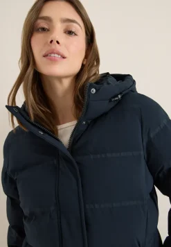 Veste sportive avec capuche