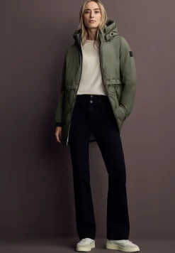 Veste à structure mixte