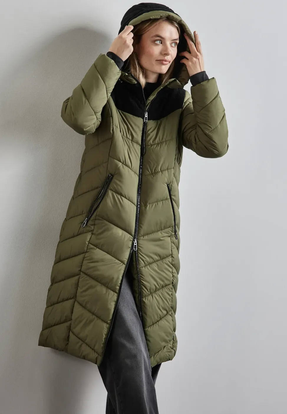 Veste à structure mixte