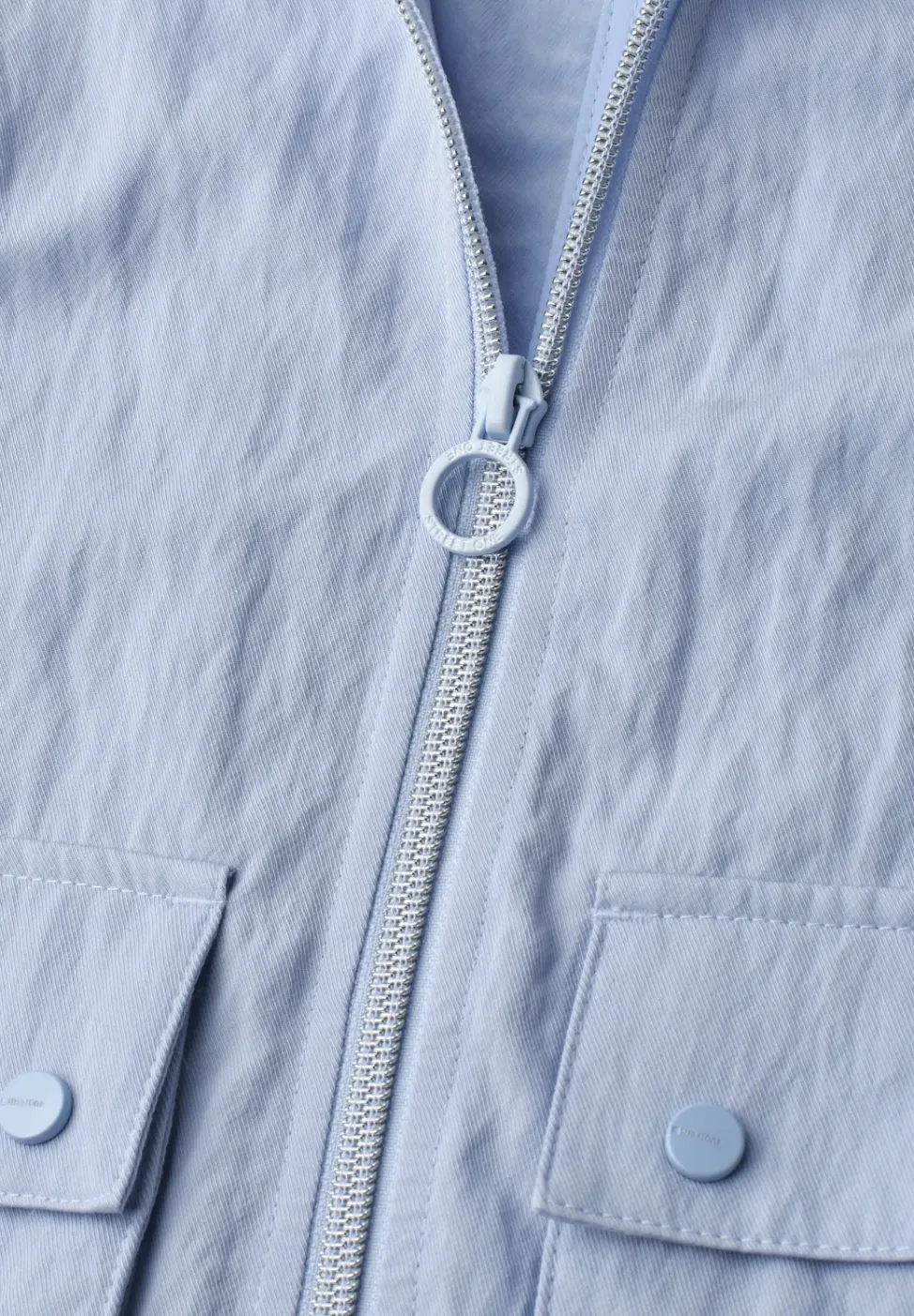 Veste zippée à col montant