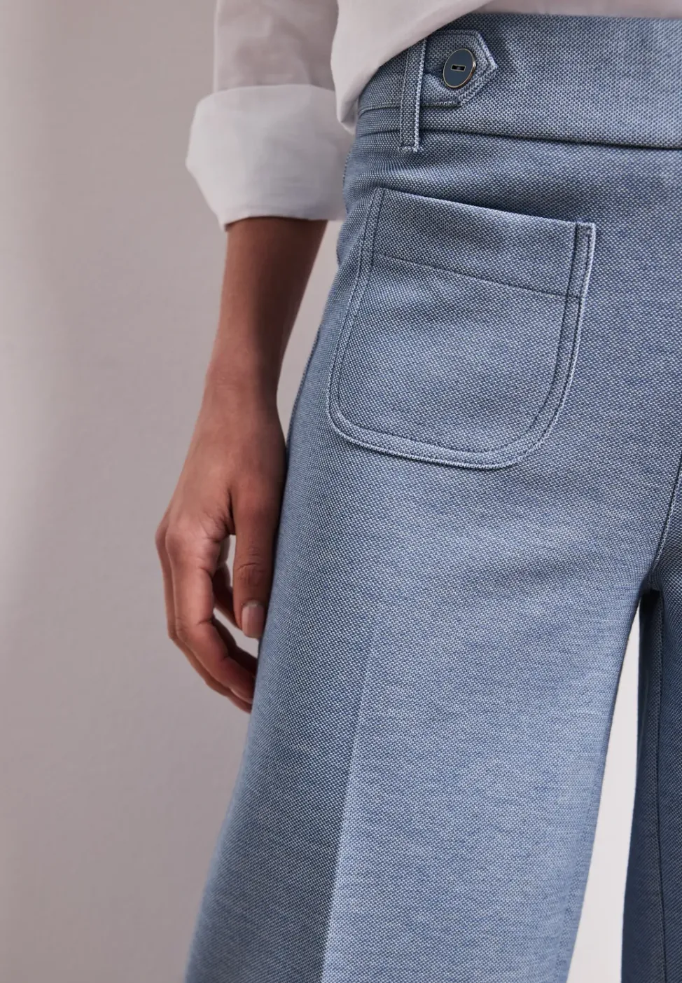 Wide Leg Pantalon avec détails de boutons