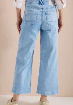 Wide Legs Jeans avec détail de broderie